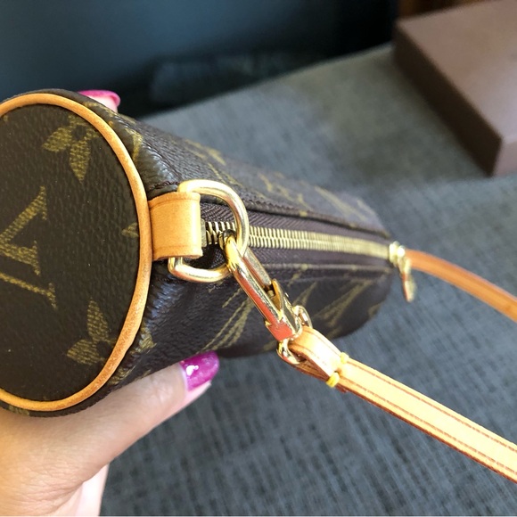 Monogram Mini Papillon. - Picture 10 of 16